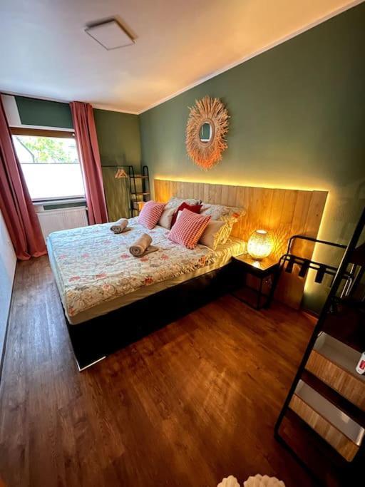 Cozy Wilkipartment Bis 4 Pers - Hund - Netflix - Wlan - Wintergarten - Coffeebar - Popcorn Verl Esterno foto