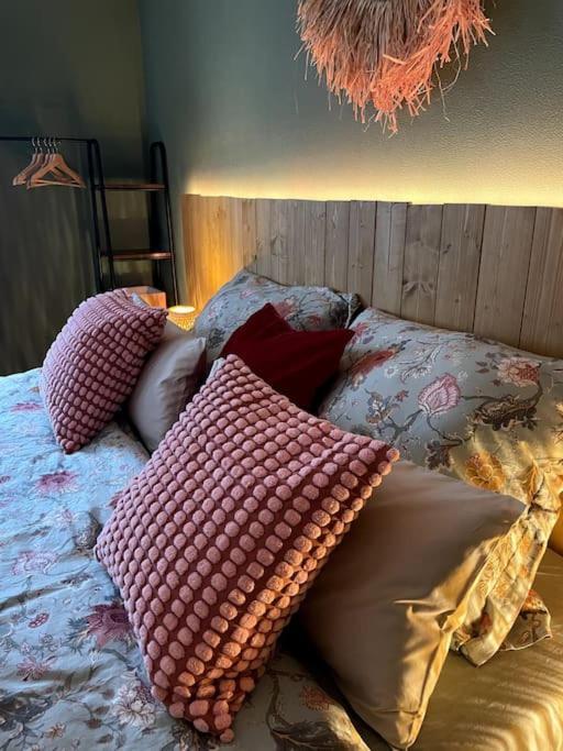 Cozy Wilkipartment Bis 4 Pers - Hund - Netflix - Wlan - Wintergarten - Coffeebar - Popcorn Verl Esterno foto